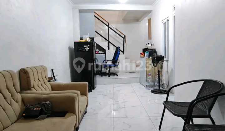 Dijual Rumah Bagus 2 Lt di Mainroad Kerkof Leuwigajah Dijual Rumah Bagus 2 Lt di Mainroad Kerkof Leuwigajah