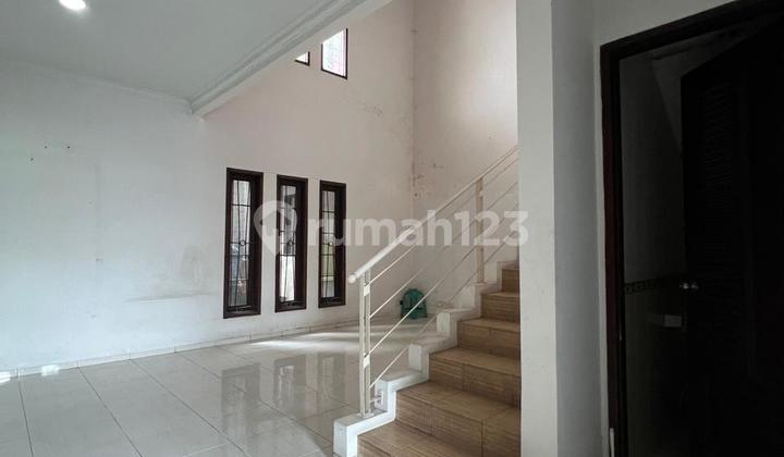 Dijual Cepat Rumah 2 Lantai Antapani