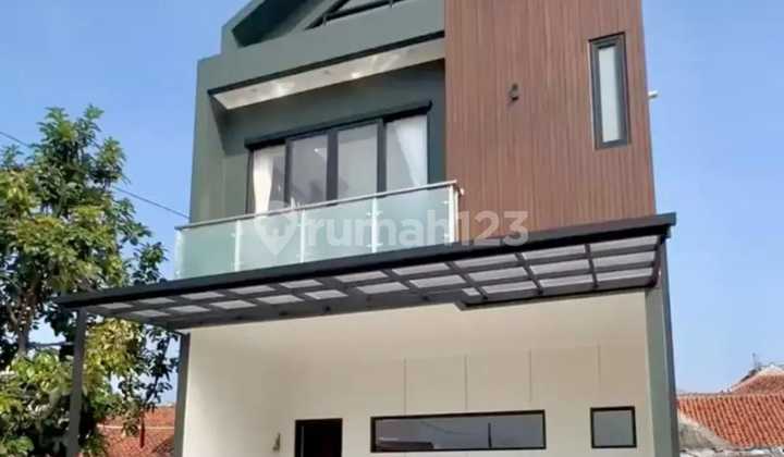 Dijual Rumah Baru 2 Lantai Full Furnished di Komplek Cisaranteun Arcamanik Bandung