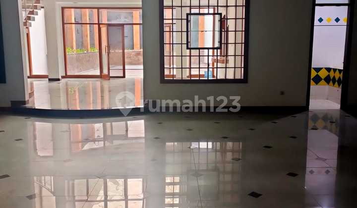 For Sale Spacious House in Holis Regency Complex 2