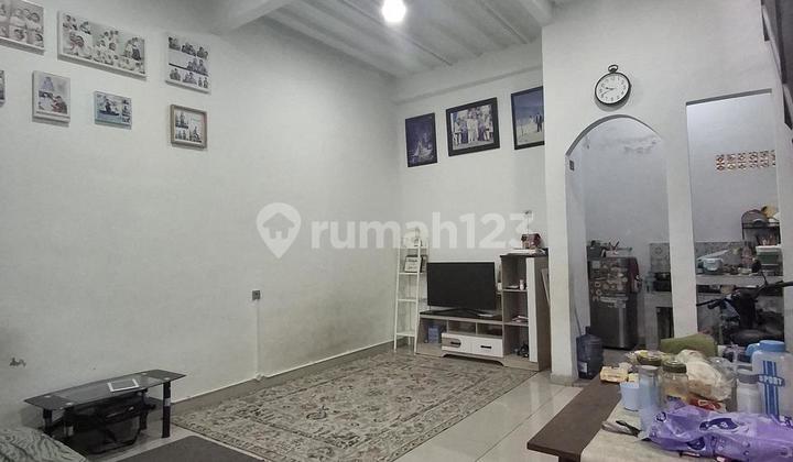 For Quick Sale, New House Fully Renovated 2 Floors 2024* Green City View Complex