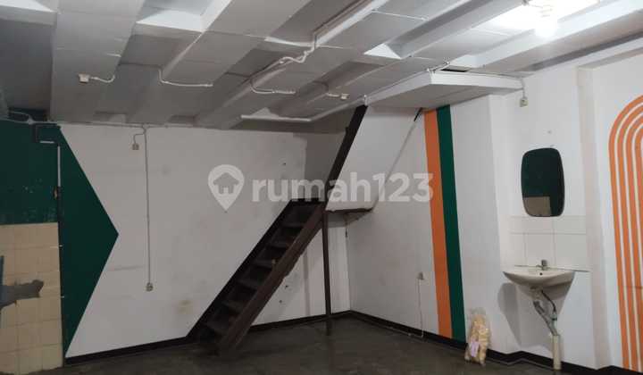*For Sale* *Shop House on Main Road* *Jl Kebonjati* 1