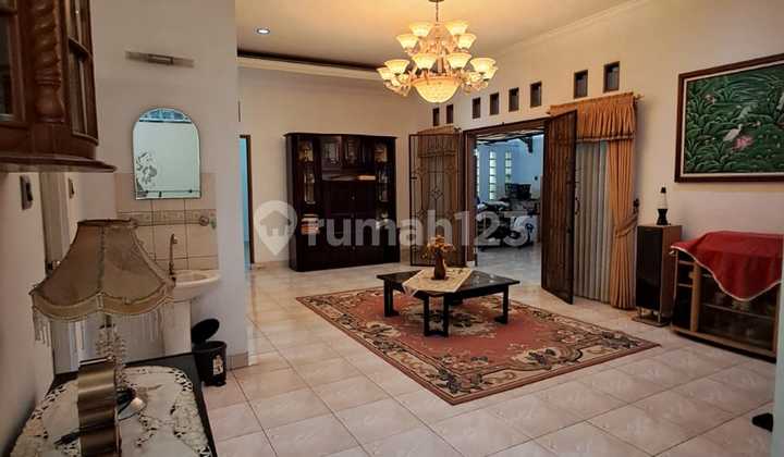 Dijual *Rumah Siap Huni* *Di Mainroad Komplek Margahayu* Sayap Jl Soekarno Hatta Dijual *Rumah Siap Huni* *Di Mainroad Komplek Margahayu* Sayap Jl Soekarno Hatta