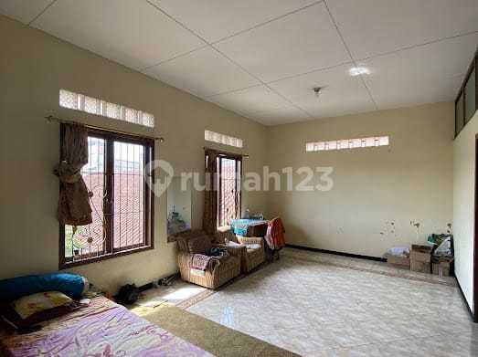 For Sale Classic House in Sukahaji, North Bandung, Can Be Renovated for *Business Space* For Sale Classic House in Sukahaji, North Bandung, Can Be Renovated for *Business Space*