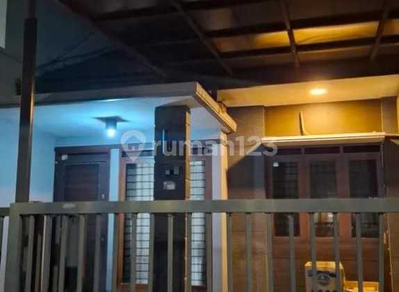Dijual Rumah Full Furnished di Komplek Taman Holis Indah 2 Bandung