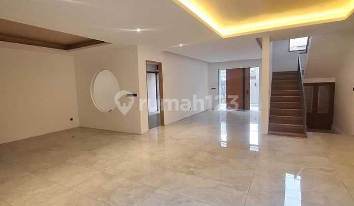 Jual Rumah Cozy, Baru Full Renovasi di Mekar Wangi Bandung