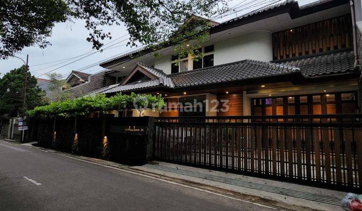 Rumah Mewah Bergaya Eropa Modern Sangat Bagus Tengah Kota Bandung Di Pasirluyu Bandung 1