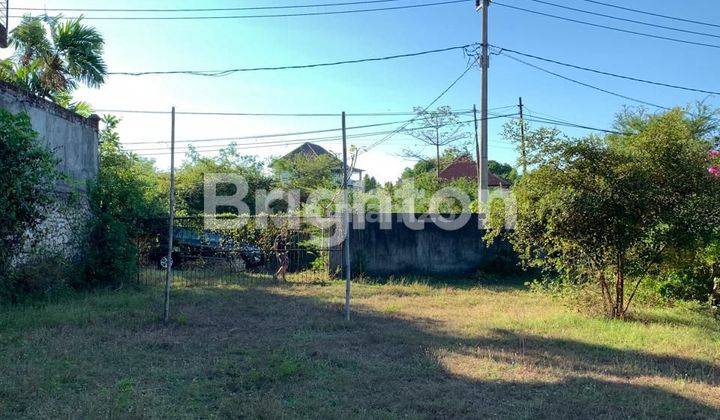 FLAT LAND READY TO BUILD IN THE CENTER OF THE CITY AREA MUMBUL JALAN TAMAN AYUN BALI 1