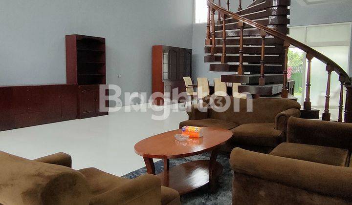 RUMAH BAGUS, TERAWAT & SIAP HUNI BISA UNTUK USAHA, KANTOR FULL FURNISHED DI SETRA SARI BANDUNG 2