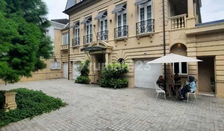 For Sale Classy House Luxury FRENCH Style - Rooftop with The Best View to SCBD