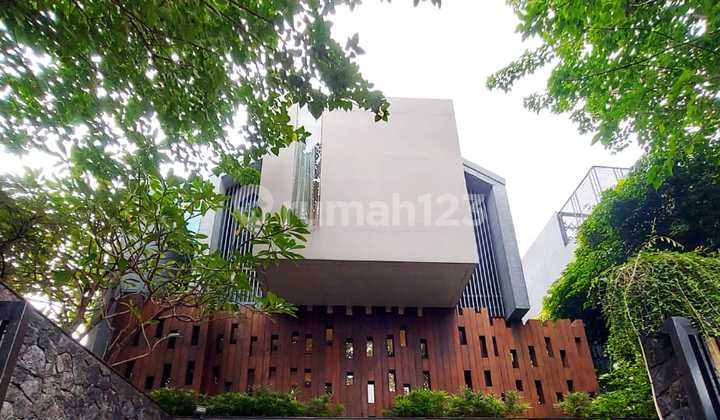 Rumah Mewah Modern Tropical Minimalist di Cideng Jakarta Pusat 2