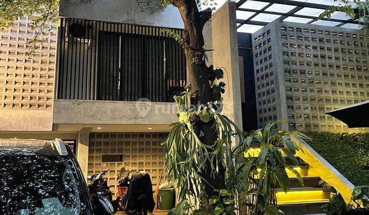 Dijual Rumah Rooftop SCBD Lokasi Kebayoran Baru 1