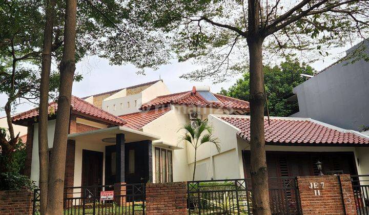 Dijual Rumah Bagus Posisi Hoek Pertigaan di Bintaro Sektor 9 1