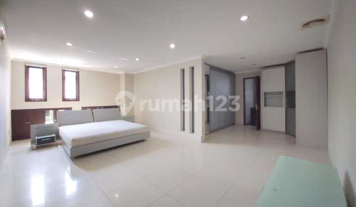 Dijual Rumah Siap Huni Bagus dan Terawat Di Cipete Jakarta Selatan 2