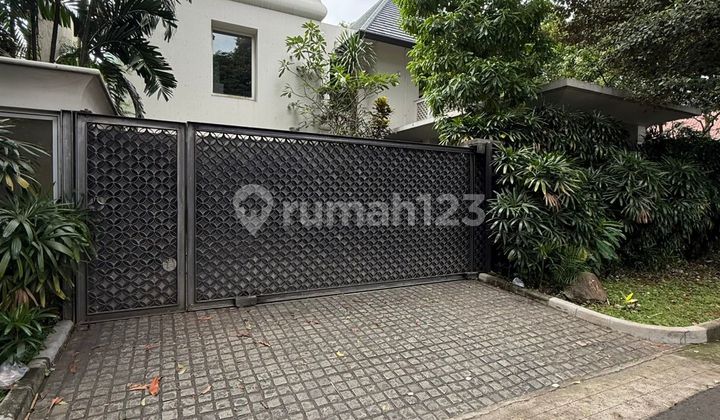 Luxury Modern House Brawijaya - Kebayoran Baru | Hoek, Private & Prestigious