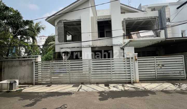 Dijual Rumah Mewah di Patal Senayan 4 Lokasi Bangunan Hoek