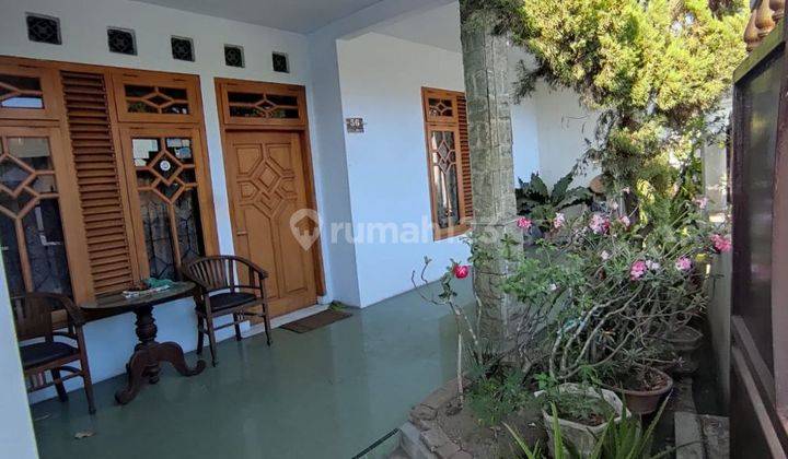 Dijual Rumah Terawat Di Tenggarang Di Bondowoso  3
