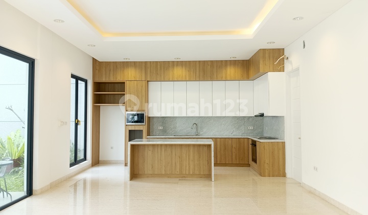 Brand New American Classic 2-Story in Cipete Area