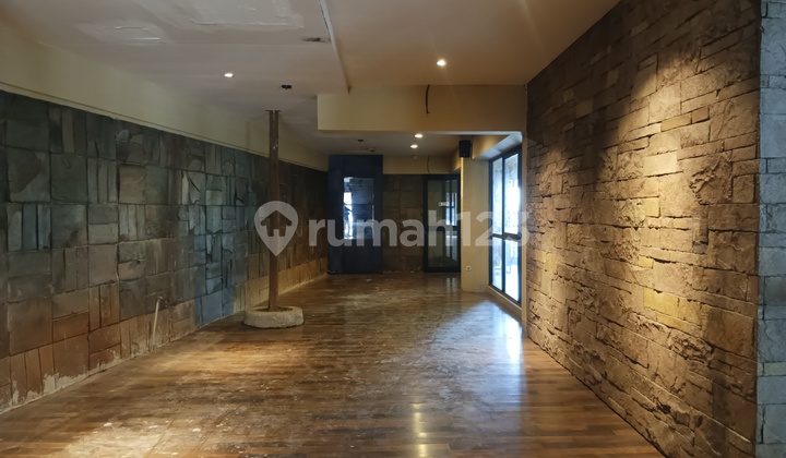 Komersial Area Cocok Untuk Usaha Dan Kantor  2