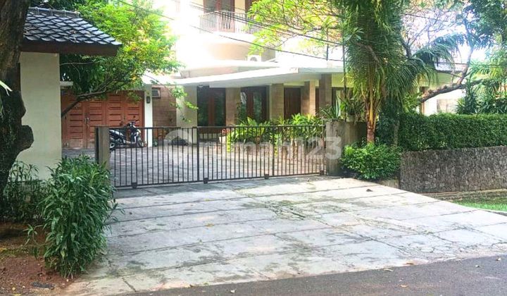 Rumah Eksklusif 2 Lantai Di Ring 1 Kebayoran Baru 