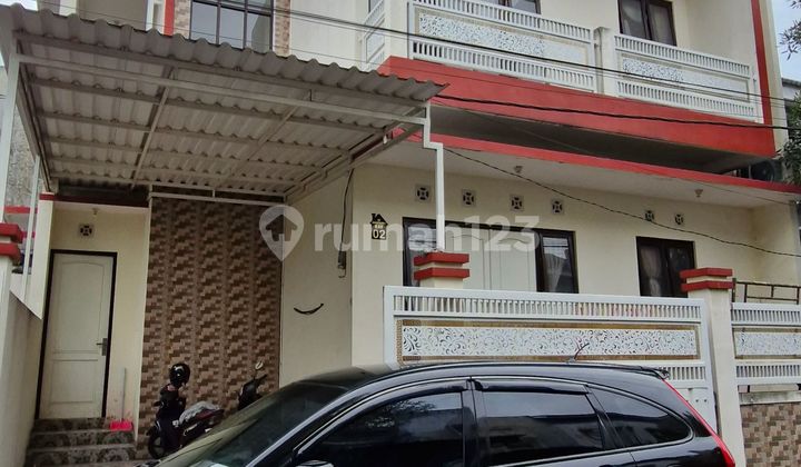 Ready-to-Occupy House for Rent in Malang Ready-to-Occupy House for Rent in Malang