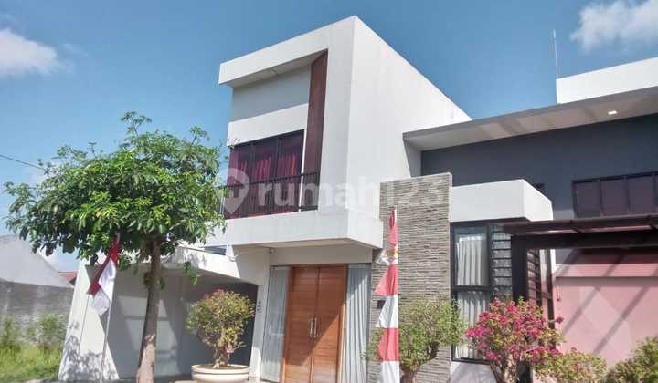Dijual Cepat! Rumah Nyaman & Luas 2 Lantai Di Kepanjen