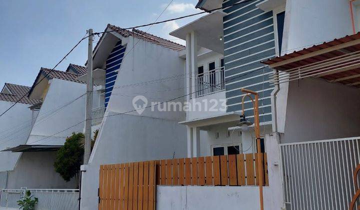 Rumah Villa 2 Lantai Siap Huni Di Kota Batu 2