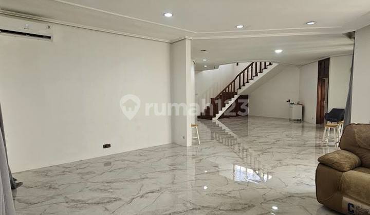 Luxury house in an elite complex - comfortable, green, and prestigious! 2