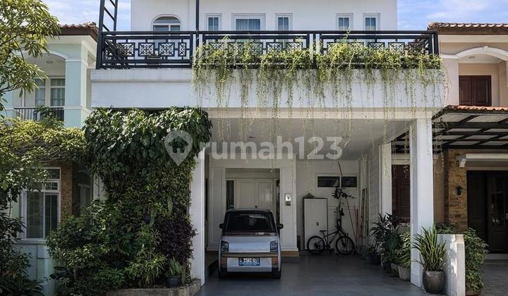 Newly Renovated and Luxurious House in Cirendeu Cluster, Only 4 KM to Lebak Bulus MRT Station