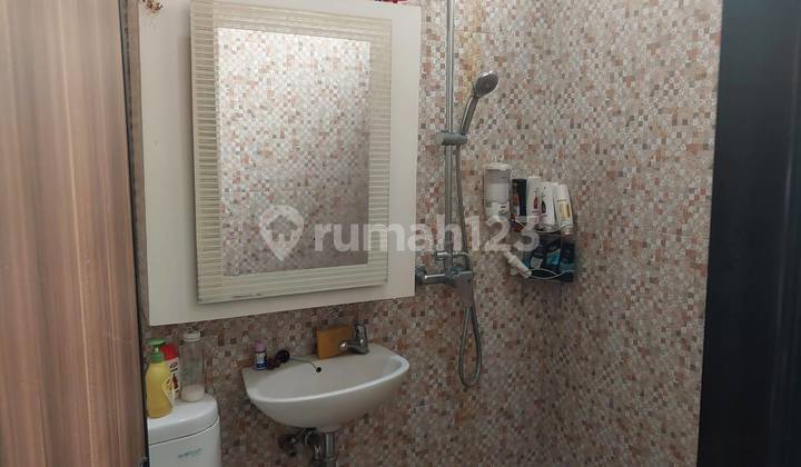 Spacious, comfortable house with a prime location in Cinere… hurry, first come, first served! 2