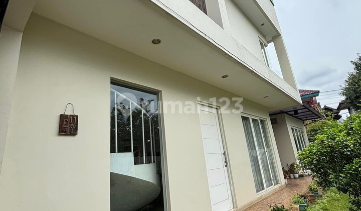 Rumah Siap Huni dengan Paviliun Villa Melati Bsd Segera survey Rumah Siap Huni dengan Paviliun Villa Melati Bsd Segera survey