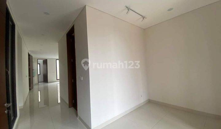 Rumah baru dan mewah cipete jaksel dekat sekolah perancis 3