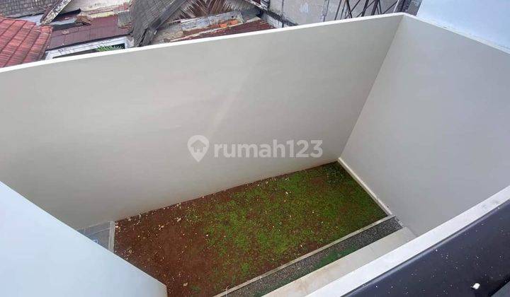 Rumah baru dan mewah cipete jaksel dekat sekolah perancis 17