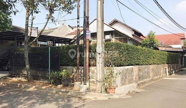 Rumah hook asri dan lingkungan tenang griya cinere harga siap nego 1