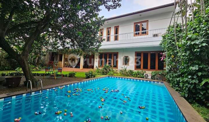 Rumah luas area mewah cilandak harga nego