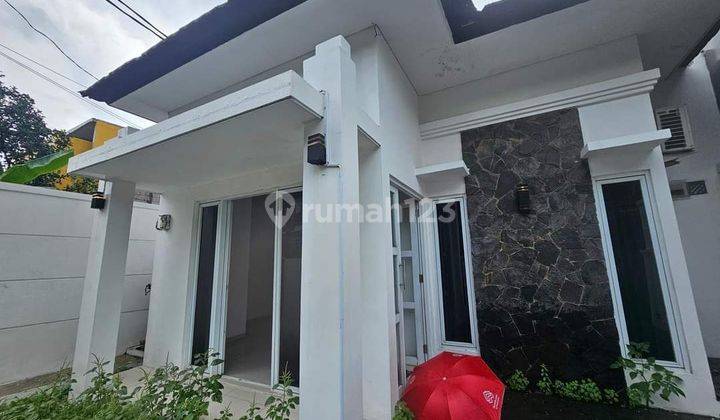 Rumah Cantik Komplek Pondok Cabe depan lapangan udara pondok cabe 1