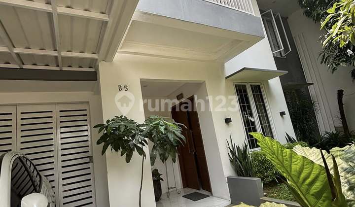 Renovated Ready-to-Occupy House in Cinere's Favorite Complex!