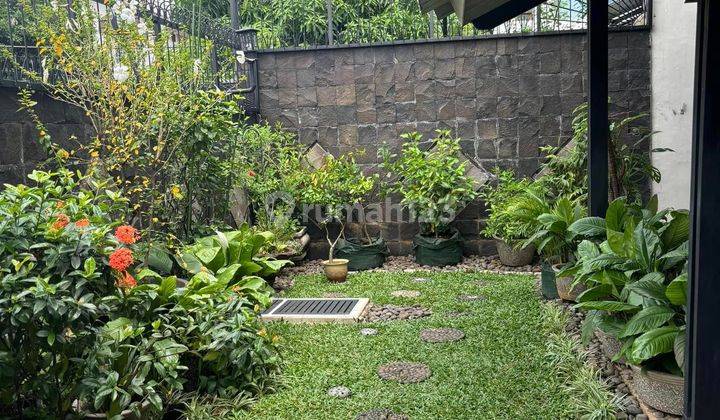 Rumah Nyaman Ala Rumah Belanda Komplek Megapolitan Cinere  2