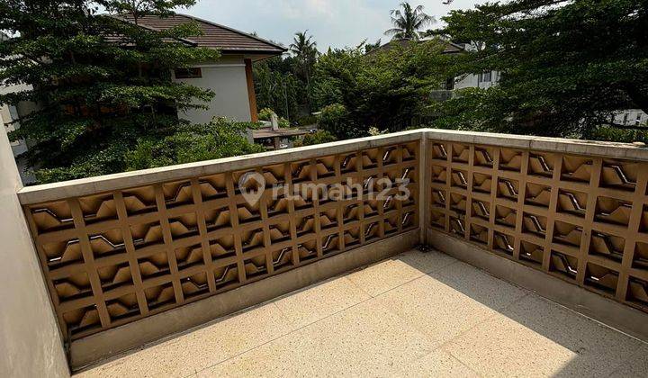 Rumah Modern Hadap Kolam Renang Komplek Elite Pondok Cabe  2