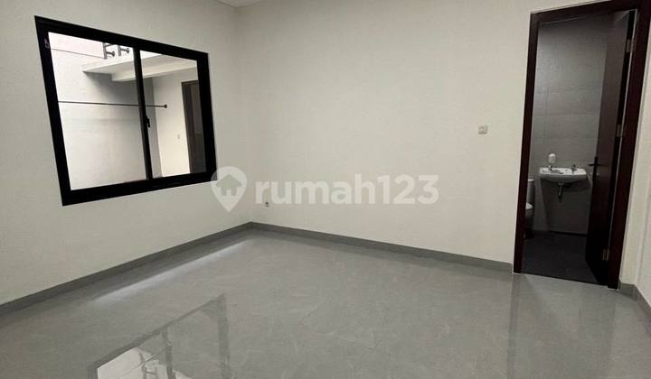 This House is Located in the Favorite Cinere Complex and is the Most Sought-After. 2