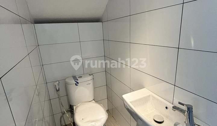 Brand New House di Cinere Megapolitan Cocok untuk Gen Z & Keluarga Muda! 2