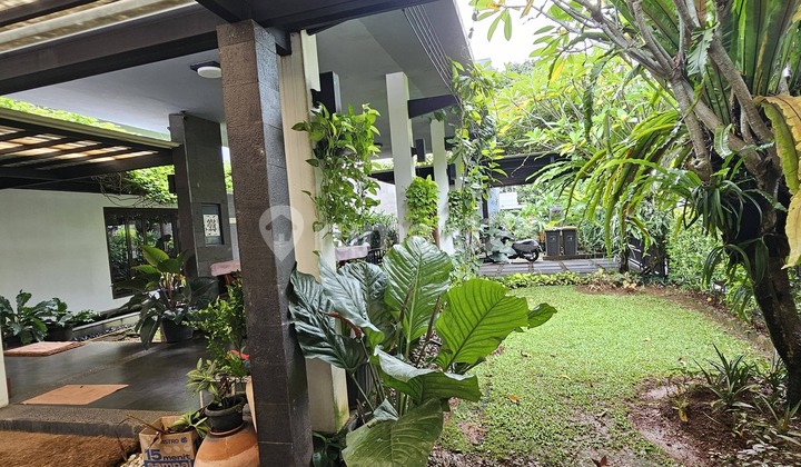 Rumah Cantik di Fatmawati Cocok untuk 3 Keluarga. 2