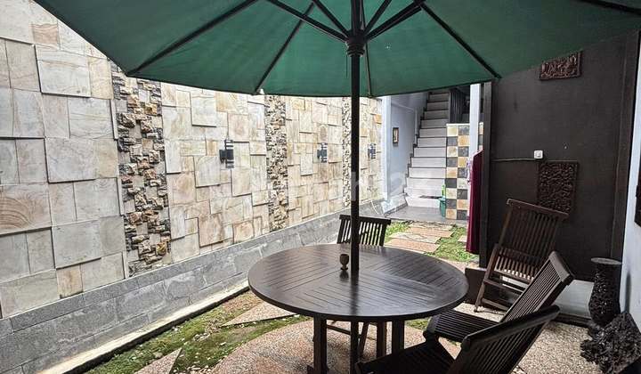 Rumah Unik dan Mewah Joglo Jalan Kejaksaan. 2