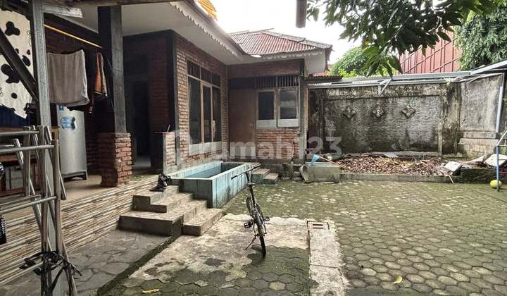 Tanah Kotak Sempurna di Komplek Premium Cirendeu