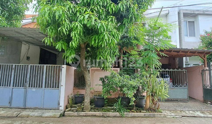 Rumah 2 Lantai Di Komplek Cinere Terdepan