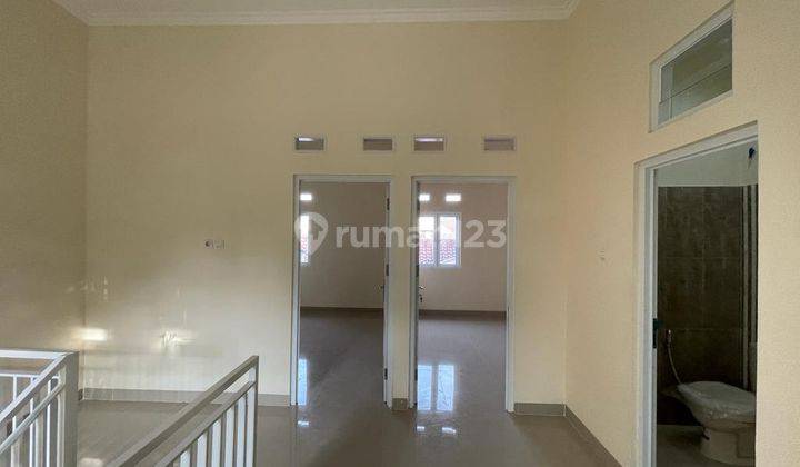 DI  RUMAH  DI PERUMAHAN DUTA GRAHA BLOK E10