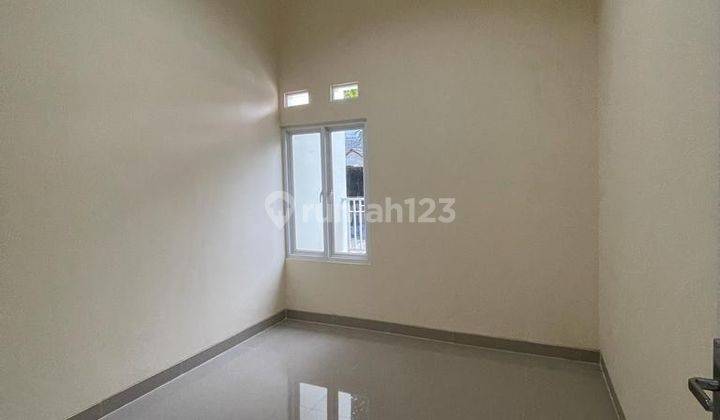 DI JUAL BARU RUMAH SIAP HUNI SELANGKAH DARI SUMARECON