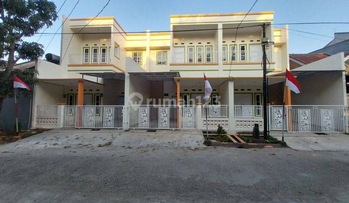 Rumah 2 Lantai Siap Huni Lokasi Strategis 7 Menit Ke Ka Bekasi 2