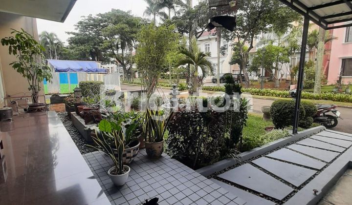 2 ½ story house Fully furnished interior design 1