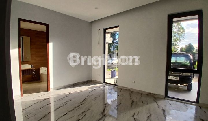 Rumah luas nyaman dan mewah dekat mall Living World Alam Sutera 2